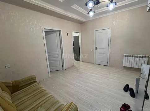 Kirayə verilir 2 otaqlı mənzil 70 m²