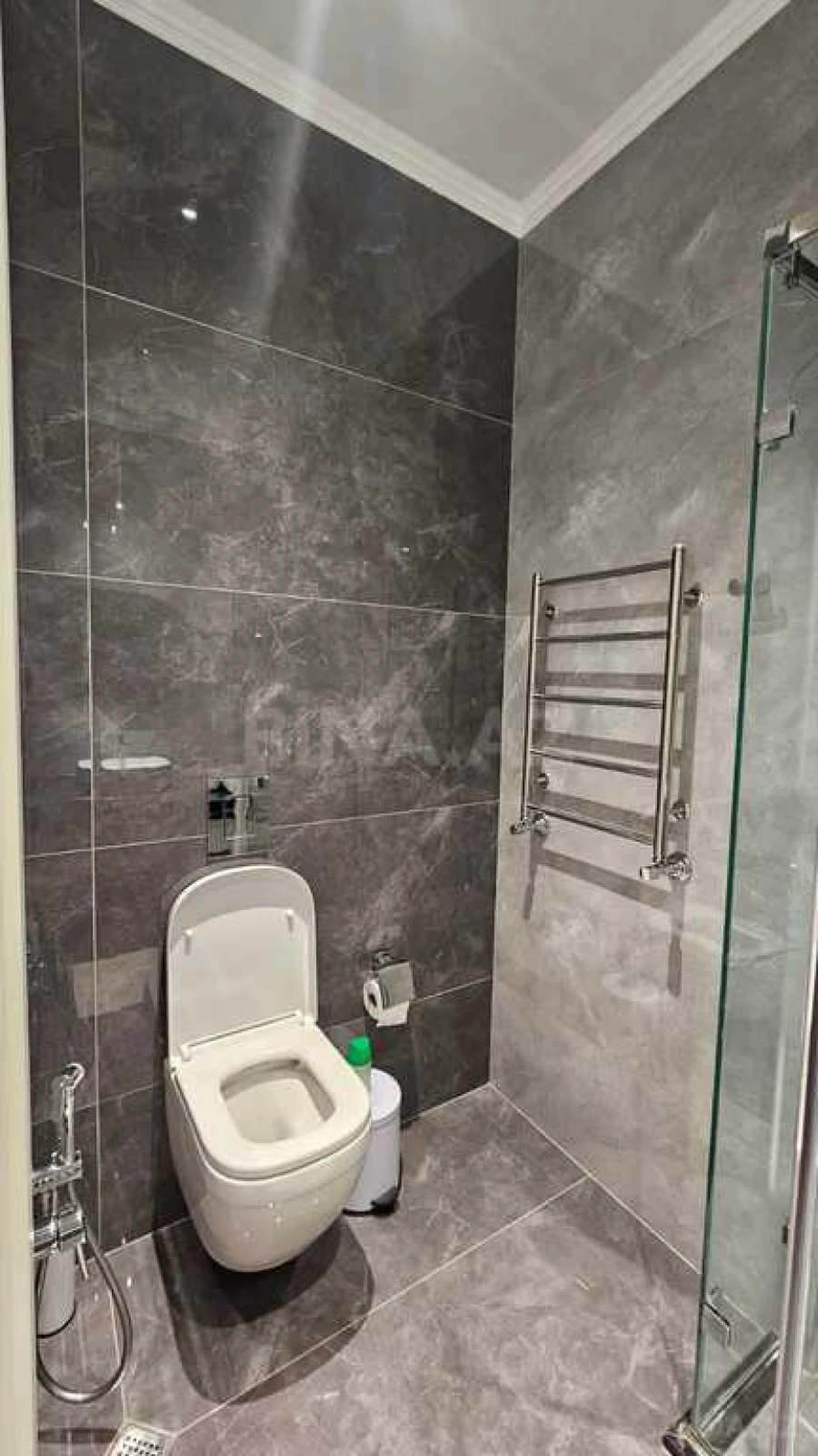 Kirayə verilir 2 otaqlı mənzil 65 m²