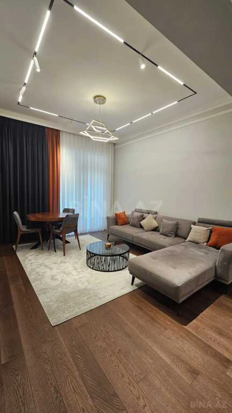 Kirayə verilir 2 otaqlı mənzil 65 m²