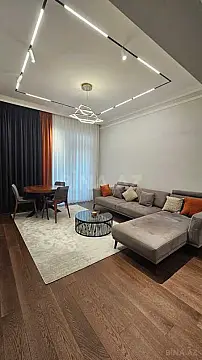 Kirayə verilir 2 otaqlı mənzil 65 m²