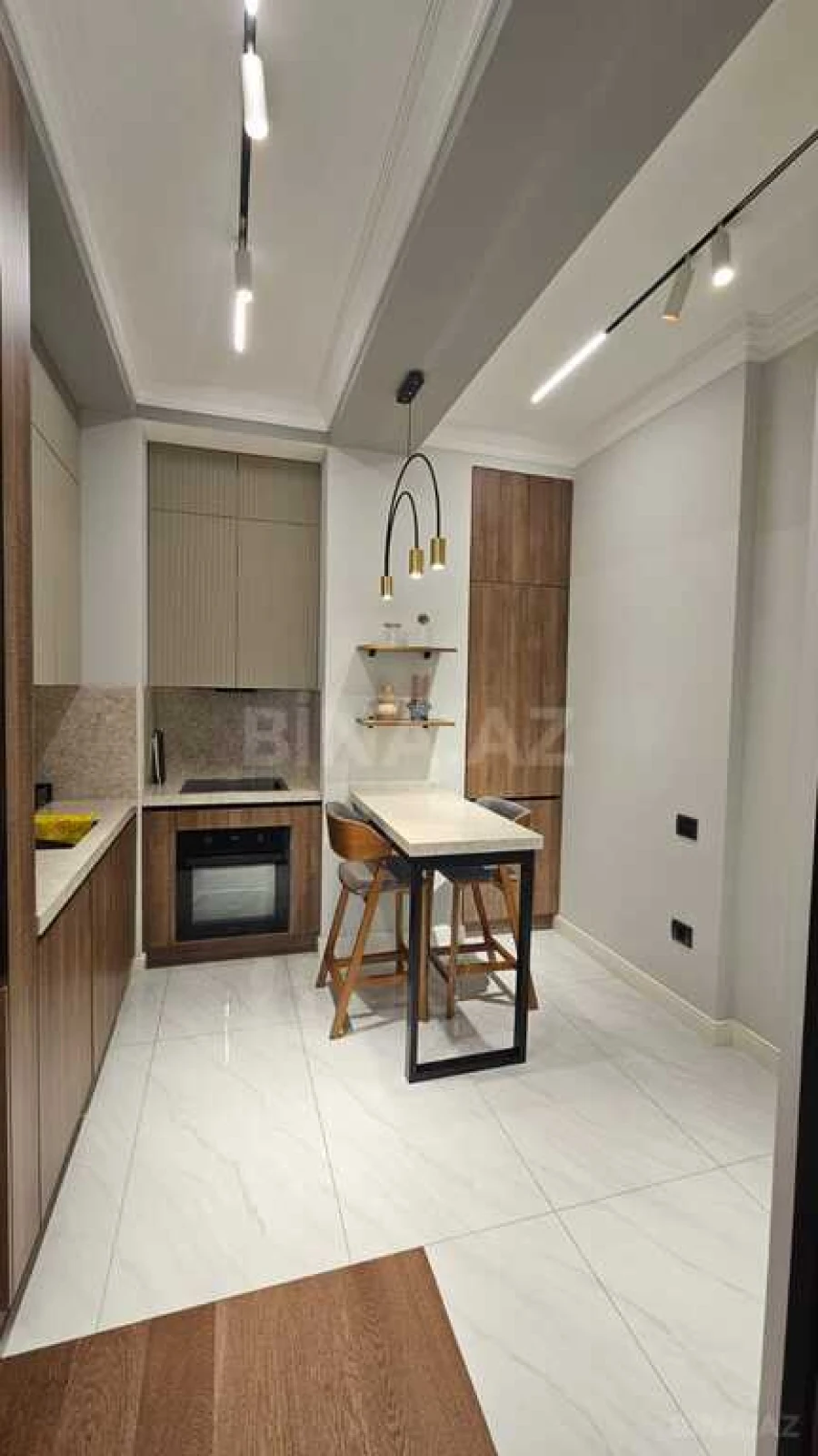 Kirayə verilir 2 otaqlı mənzil 65 m²