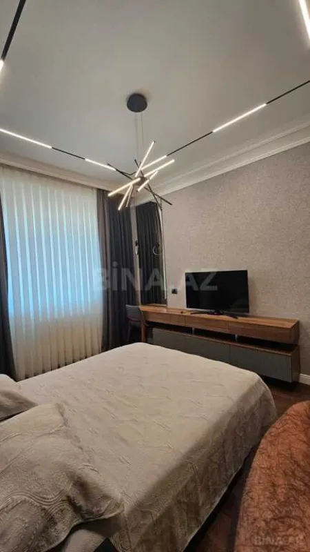 Kirayə verilir 2 otaqlı mənzil 65 m²