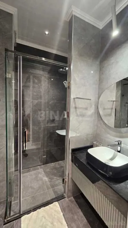 Kirayə verilir 2 otaqlı mənzil 65 m²