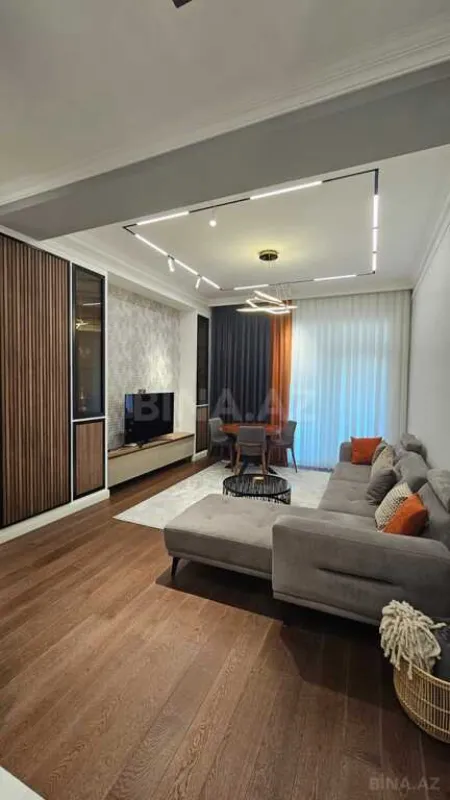 Kirayə verilir 2 otaqlı mənzil 65 m²