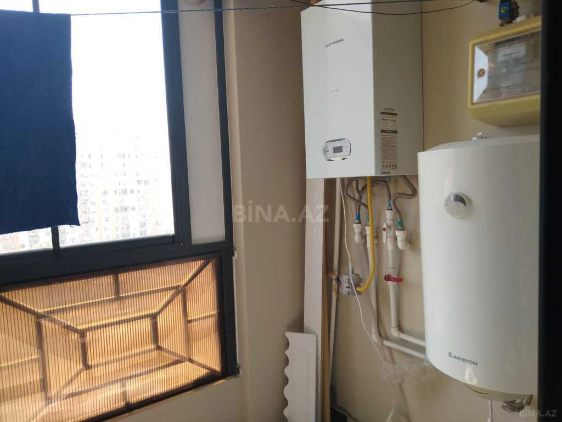 Satılır 2 otaqlı mənzil 65 m²