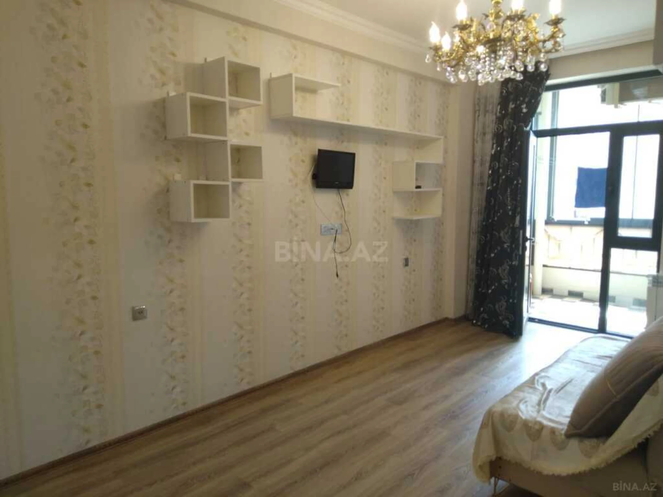 Satılır 2 otaqlı mənzil 65 m²