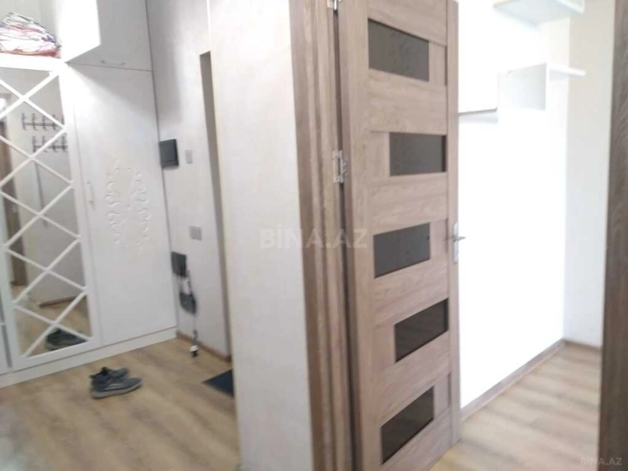 Satılır 2 otaqlı mənzil 65 m²