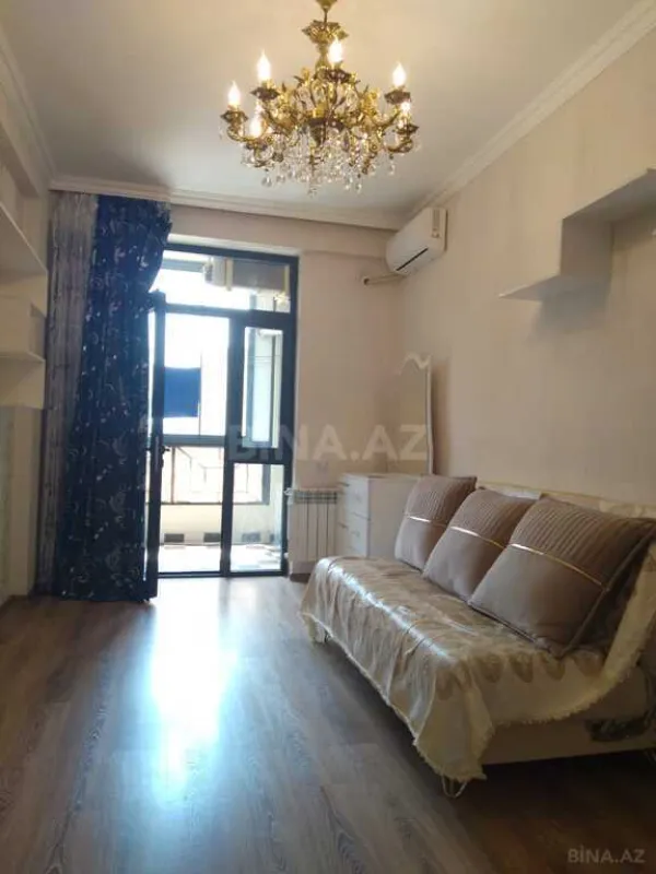 Satılır 2 otaqlı mənzil 65 m²