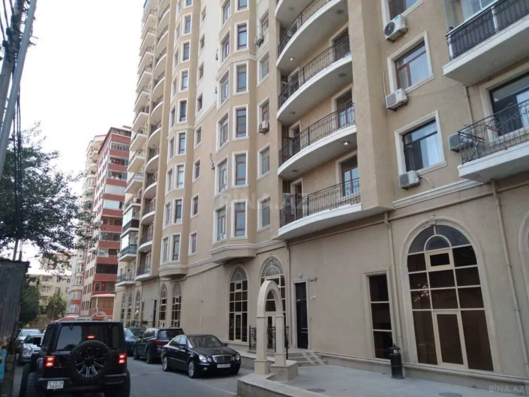 Satılır 2 otaqlı mənzil 65 m²