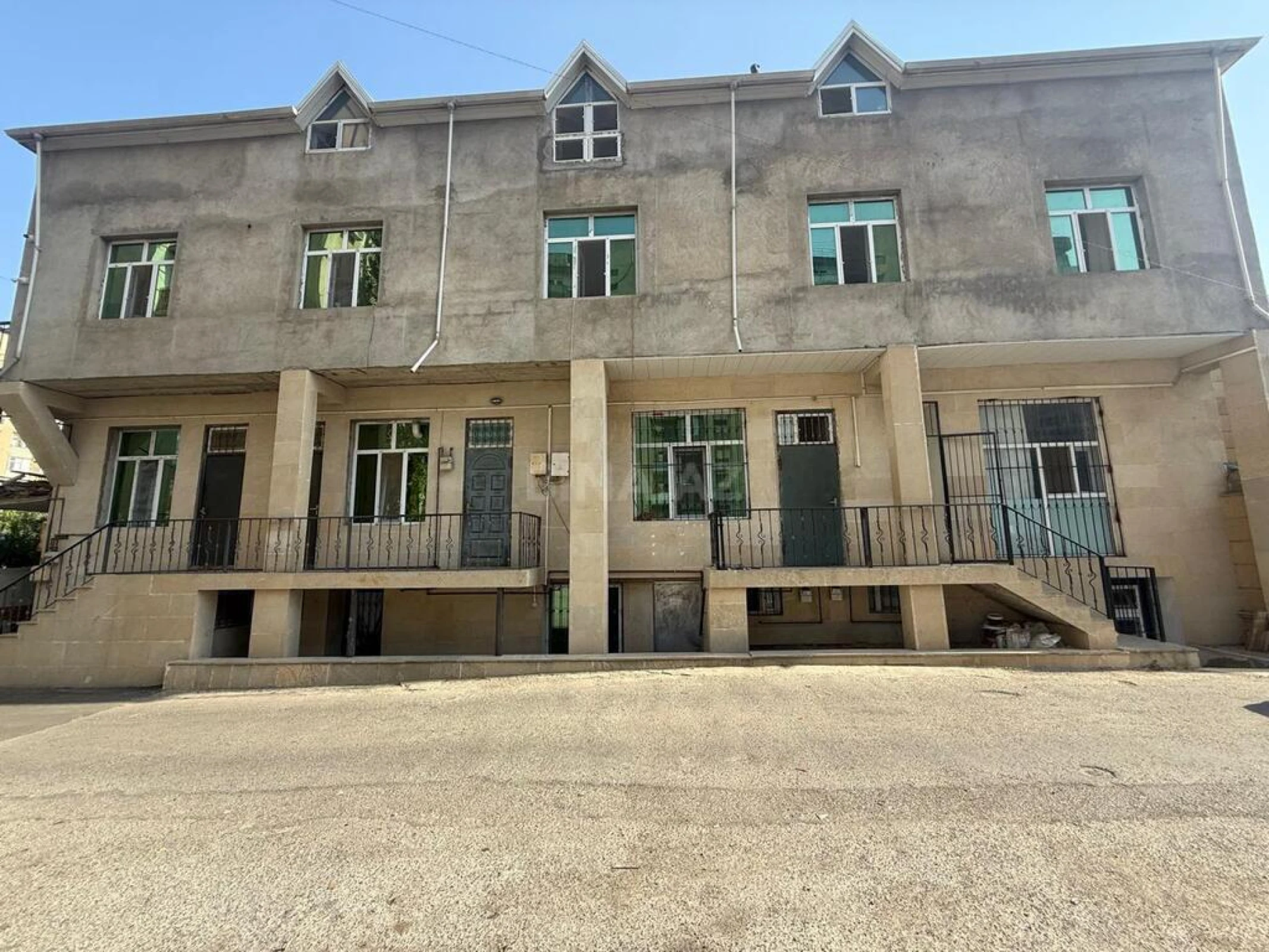 Kirayə verilir 3 otaqlı mənzil 50 m²