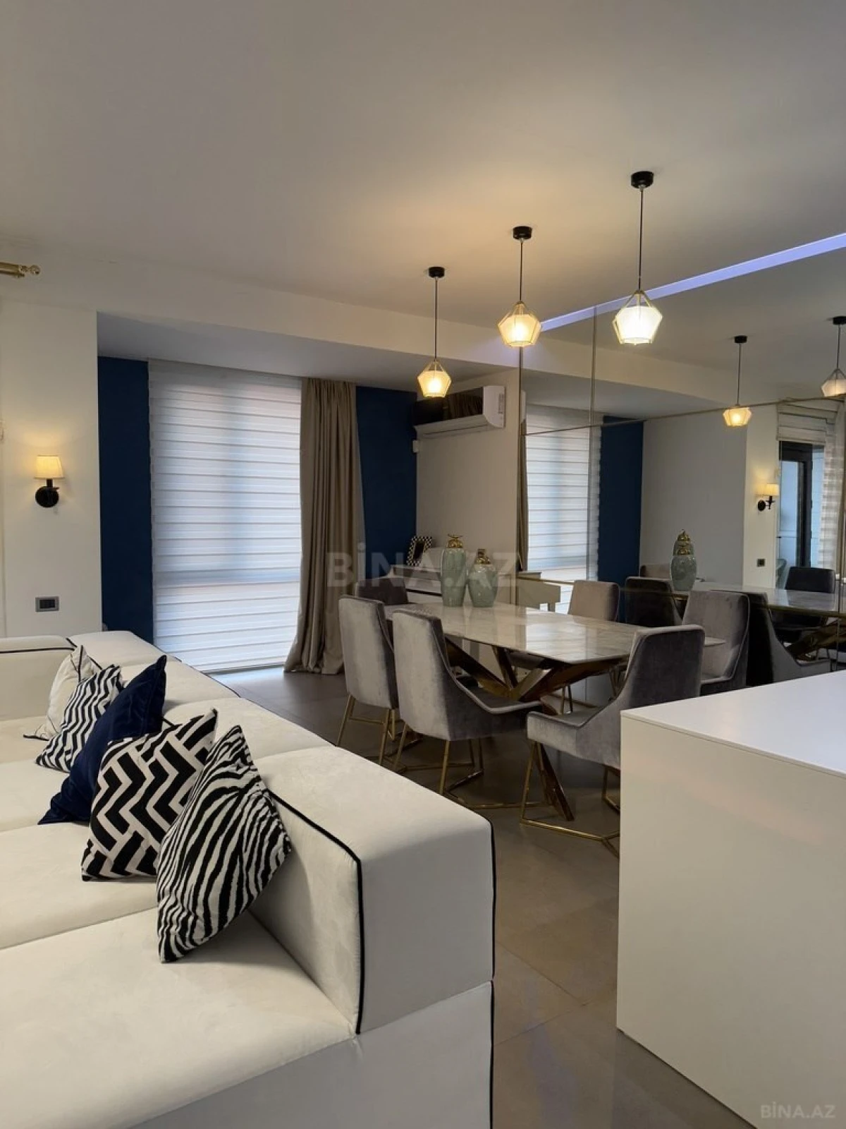 Satılır 2 otaqlı mənzil 76 m²