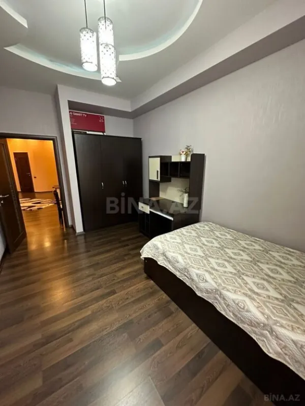 Kirayə verilir 4 otaqlı mənzil 196 m²