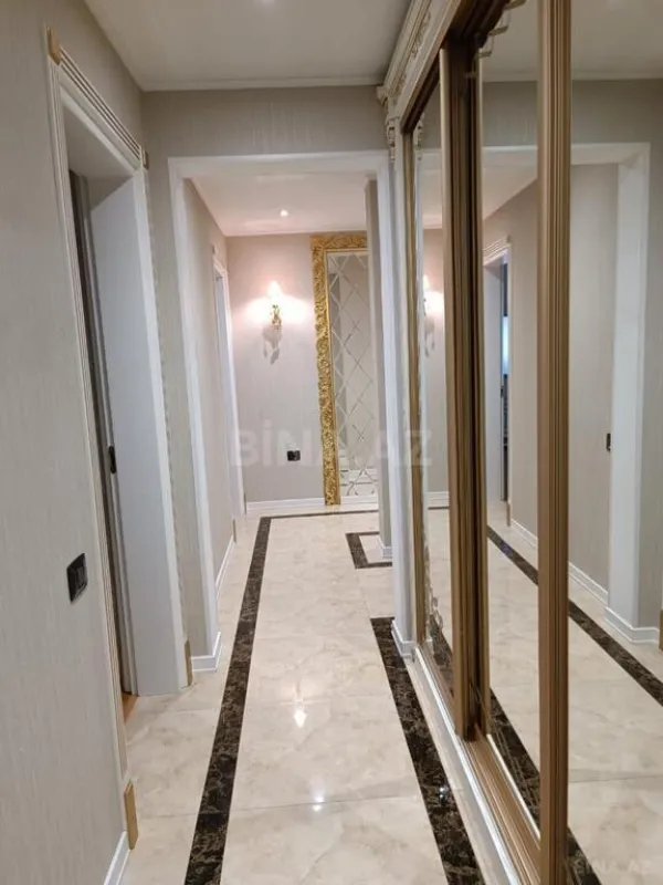 Kirayə verilir 3 otaqlı mənzil 150 m²