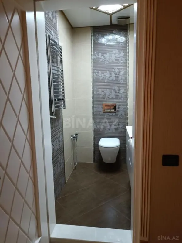 Kirayə verilir 3 otaqlı mənzil 150 m²