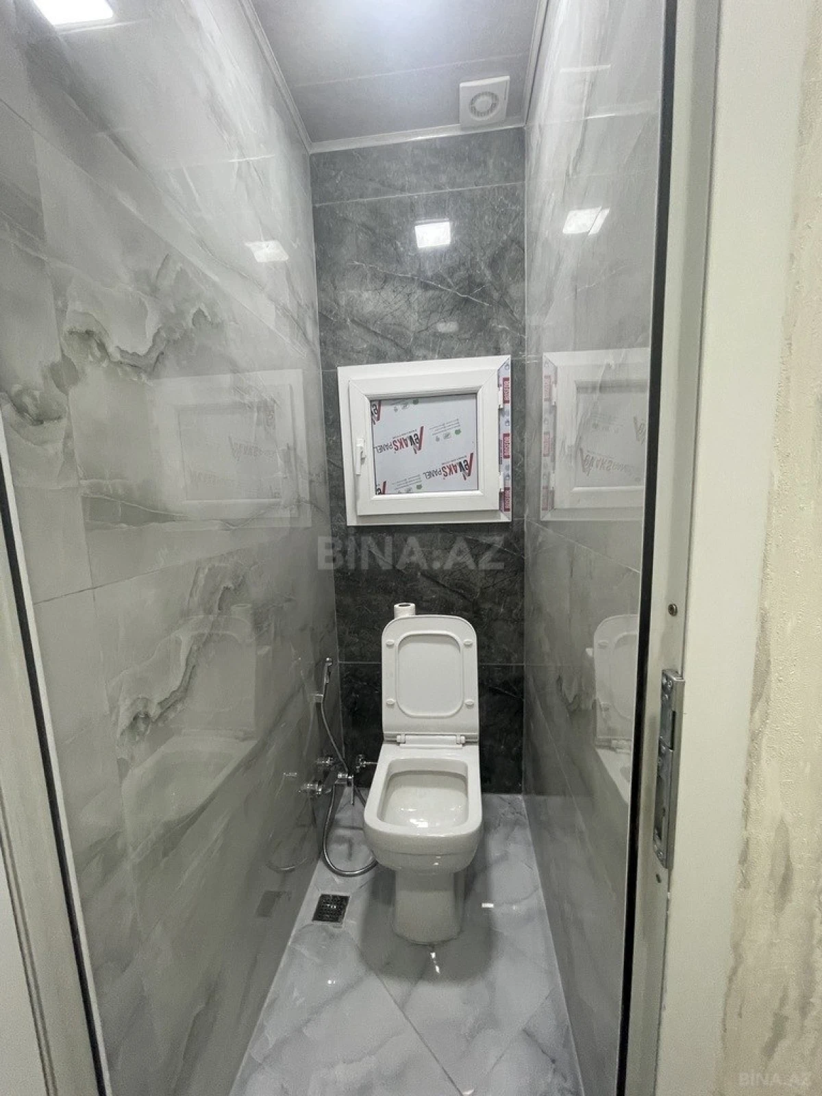 Satılır 2 otaqlı mənzil 45 m²