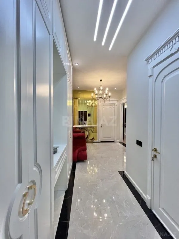 Kirayə verilir 2 otaqlı mənzil 80 m²