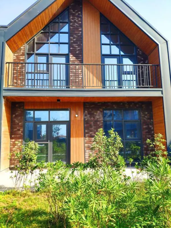 Satılır 2 otaqlı mənzil 98 m²