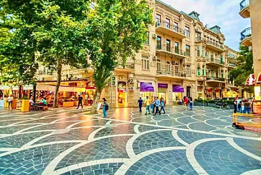 Satılır 2 otaqlı mənzil 100 m²