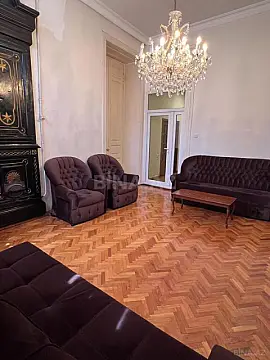 Satılır 2 otaqlı mənzil 100 m²