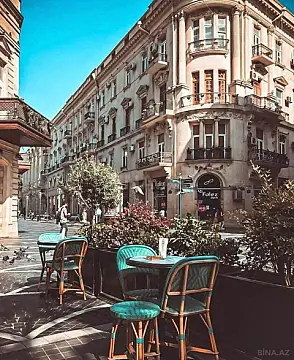 Satılır 2 otaqlı mənzil 100 m² — Bakı, Sahil qəs. 2 otaq 100.00 m²