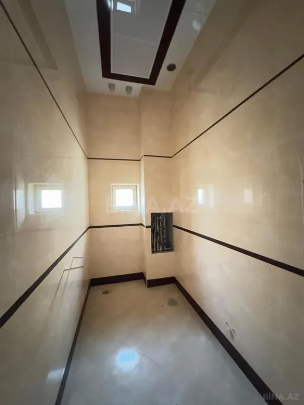 Satılır həyət evi 1400 m²