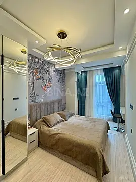 Satılır 3 otaqlı mənzil 126 m²