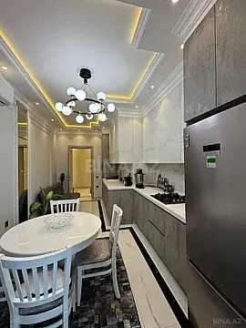 Satılır 3 otaqlı mənzil 126 m²
