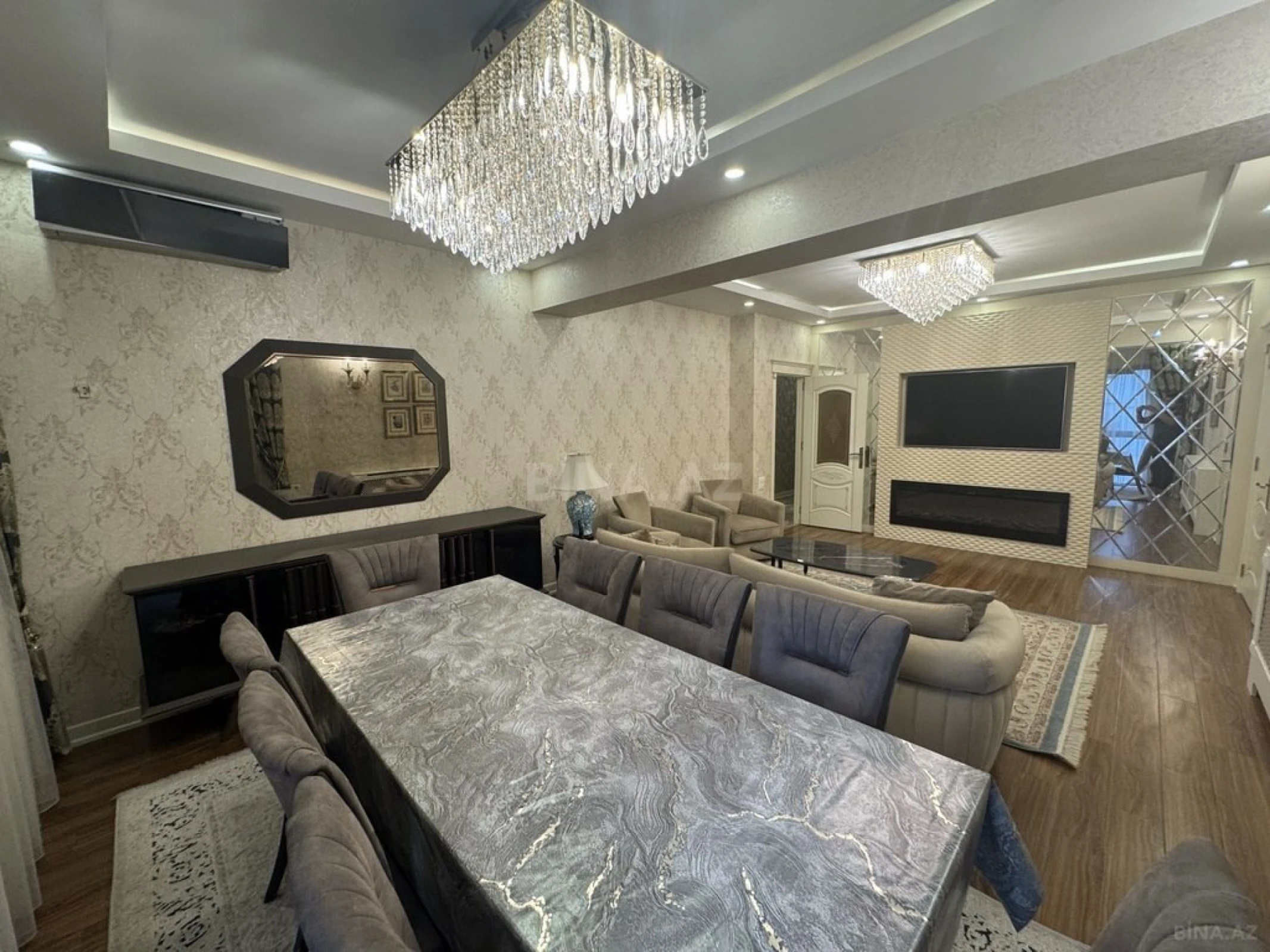 Kirayə verilir 4 otaqlı mənzil 181 m²