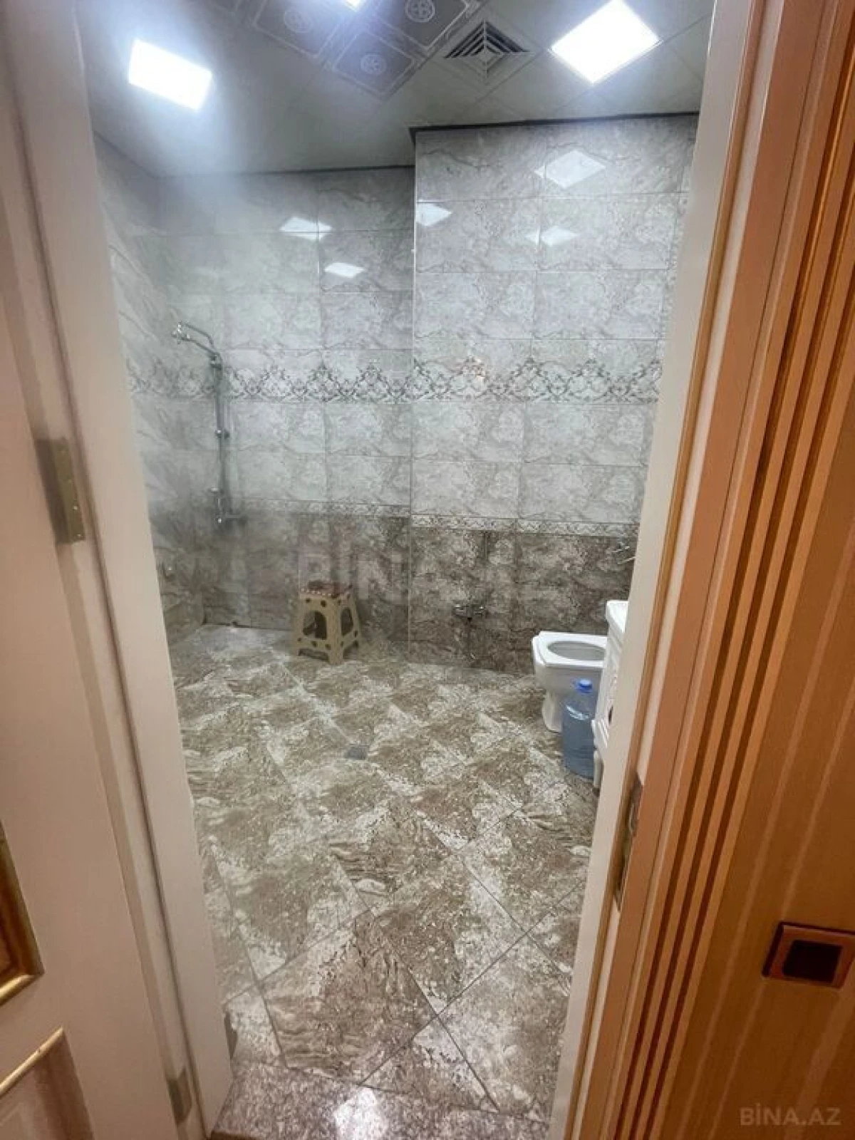 Satılır 3 otaqlı mənzil 125 m²