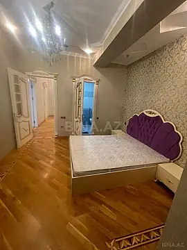 Satılır 3 otaqlı mənzil 125 m²