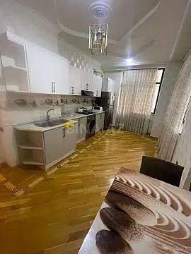 Satılır 3 otaqlı mənzil 125 m²