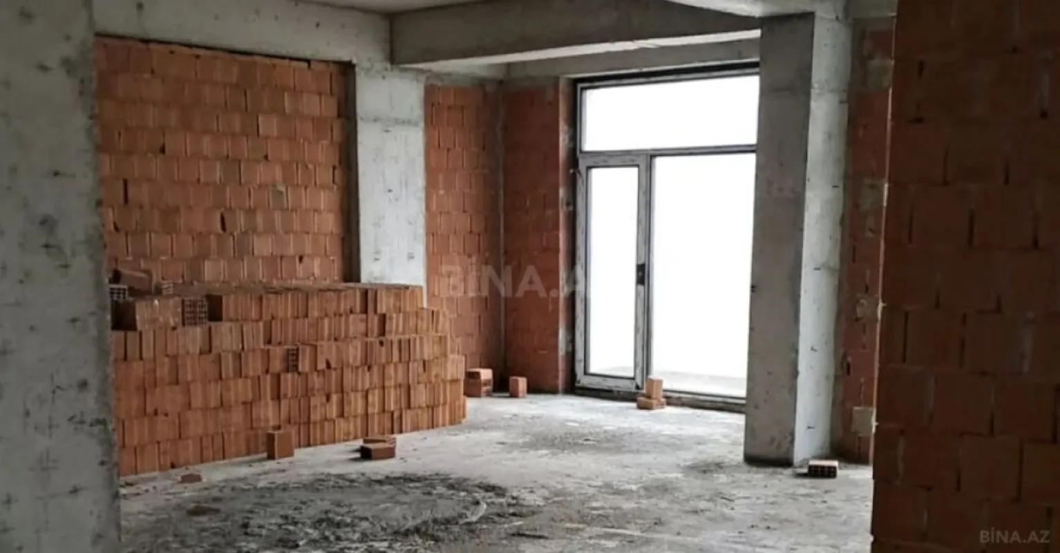 Satılır 3 otaqlı mənzil 119 m²