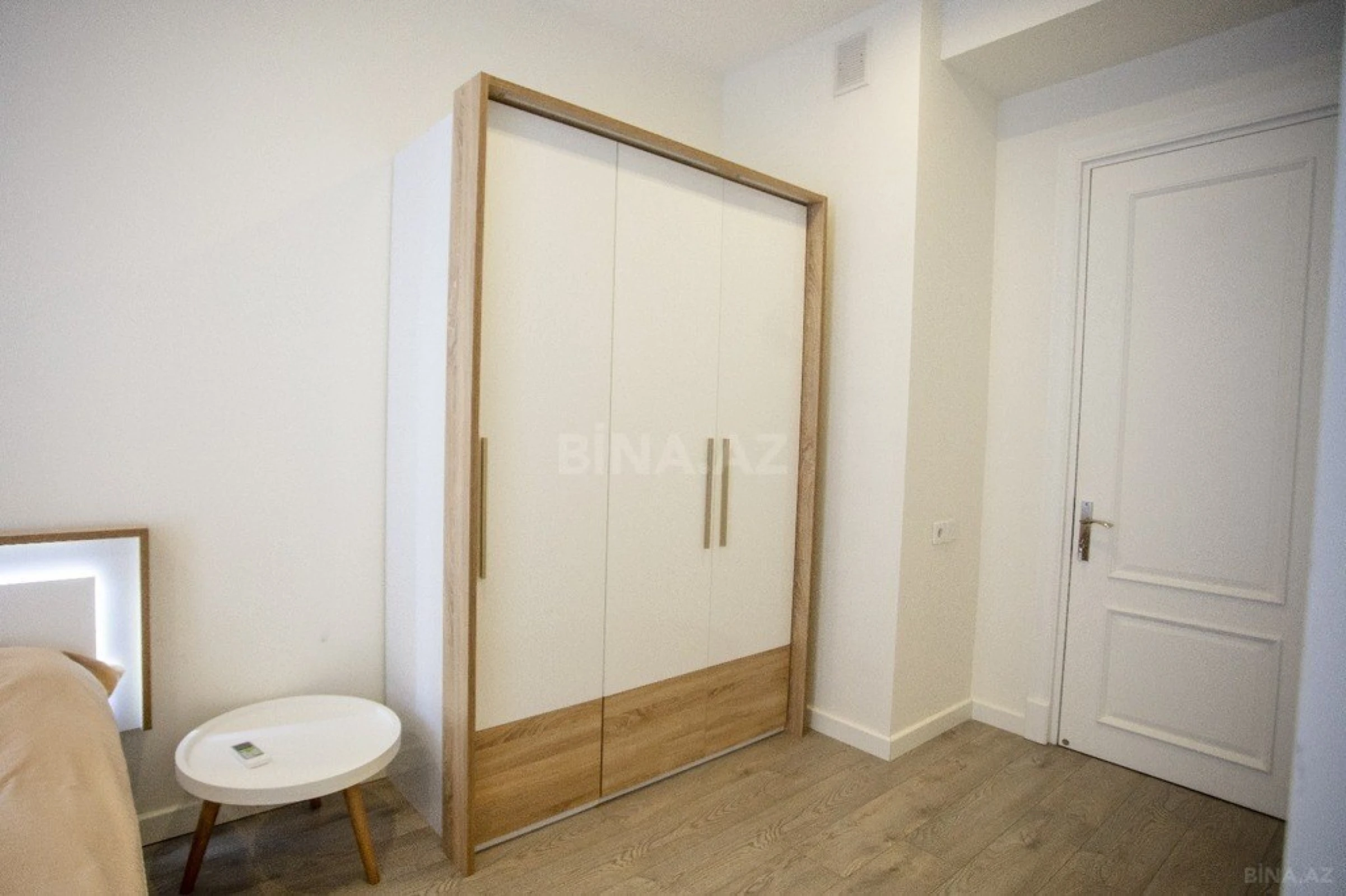 Kirayə verilir 3 otaqlı mənzil 110 m²