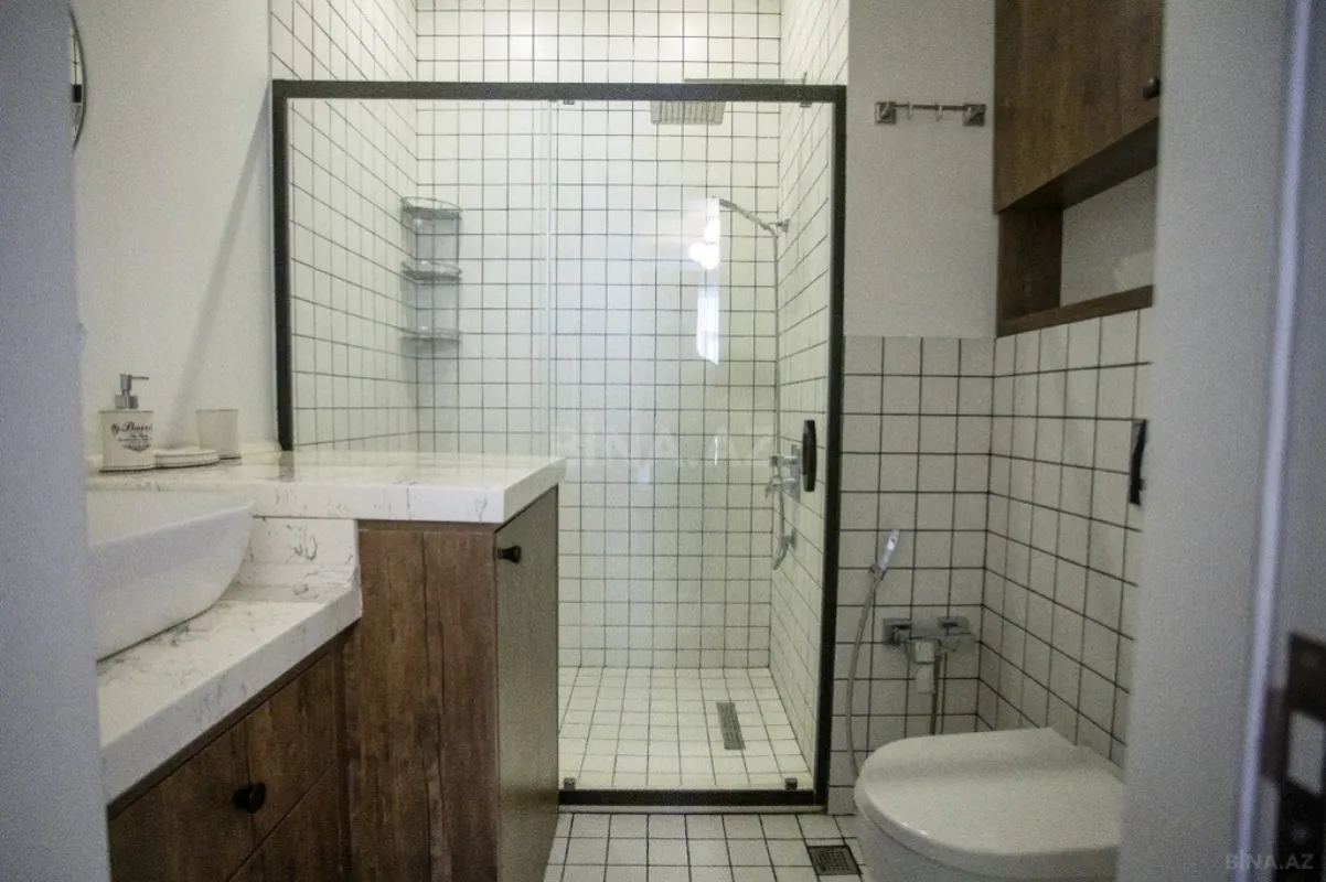 Kirayə verilir 3 otaqlı mənzil 110 m²