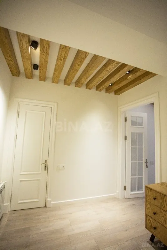 Kirayə verilir 3 otaqlı mənzil 110 m²