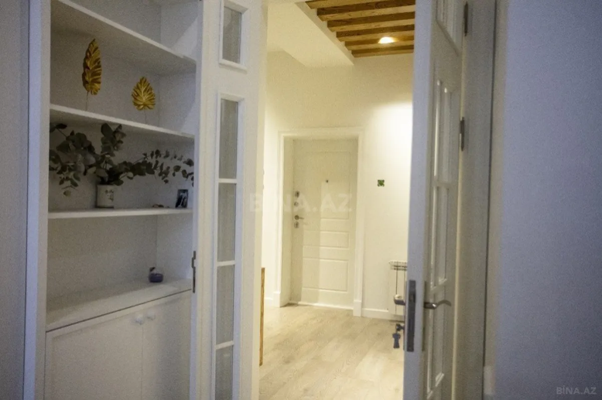 Kirayə verilir 3 otaqlı mənzil 110 m²