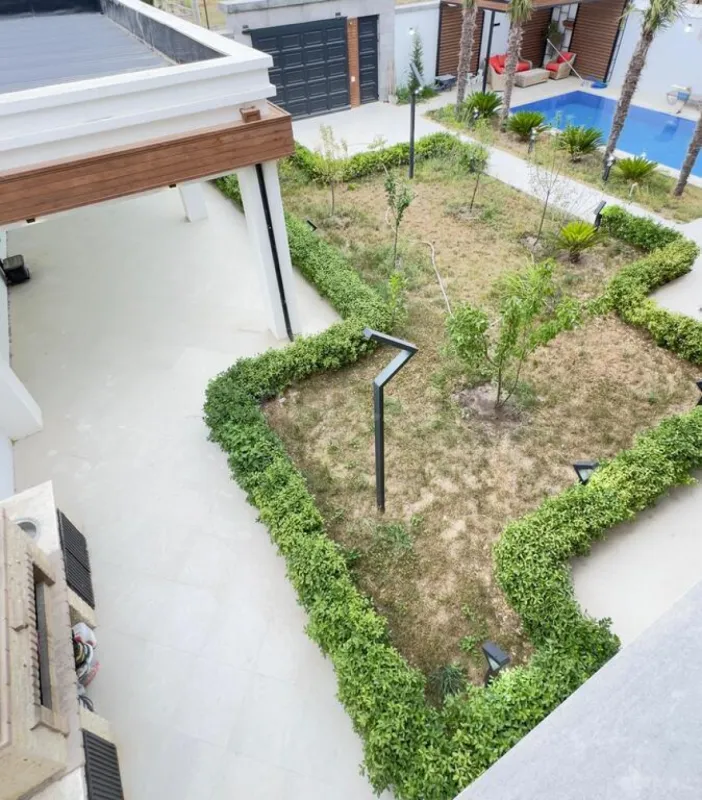 Satılır 7 otaqlı həyət evi 400 m²