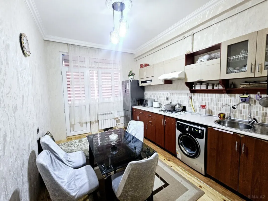Satılır 2 otaqlı mənzil 70 m²