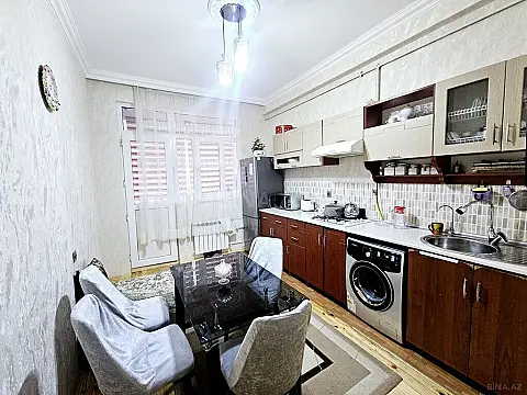 Satılır 2 otaqlı mənzil 70 m²