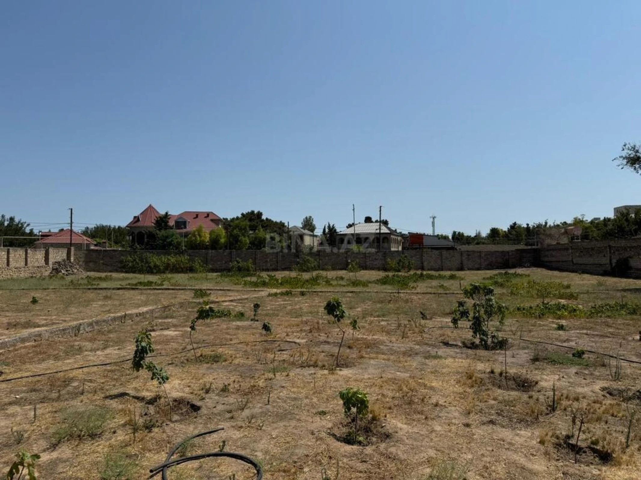 Satılır torpaq sahəsi 15 m²