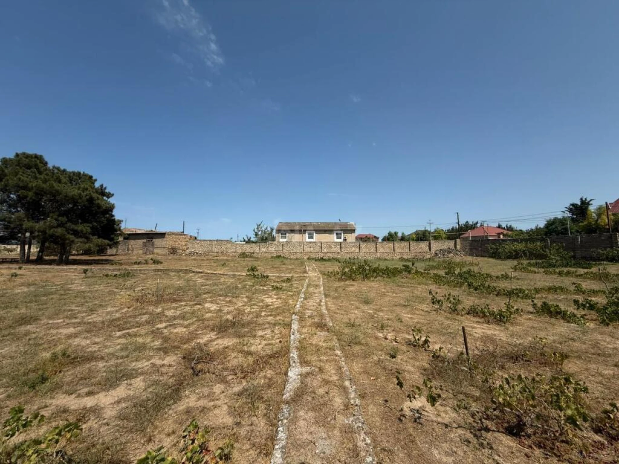 Satılır torpaq sahəsi 15 m²