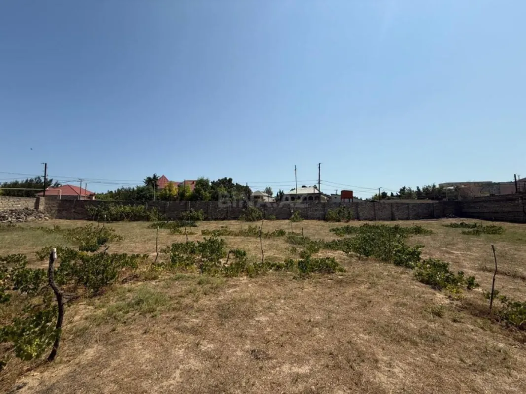 Satılır torpaq sahəsi 15 m²