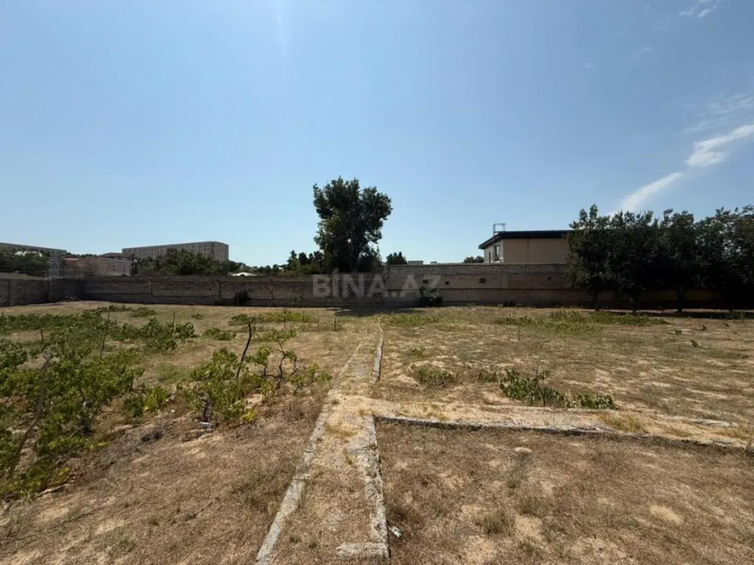 Satılır torpaq sahəsi 15 m²