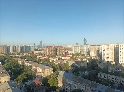 Satılır 2 otaqlı mənzil 115 m²