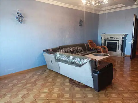 Satılır 2 otaqlı mənzil 115 m²