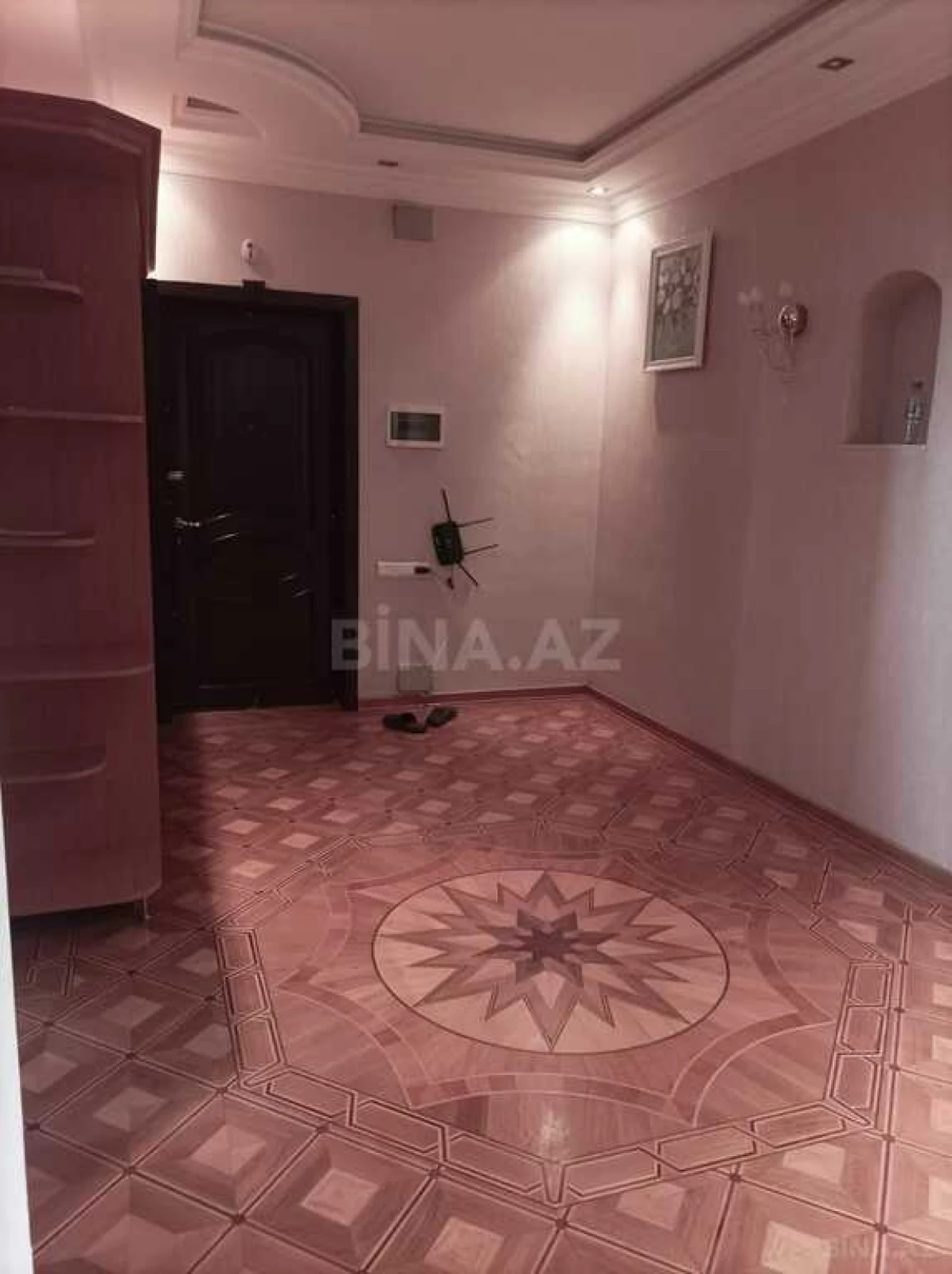 Satılır 2 otaqlı mənzil 115 m²