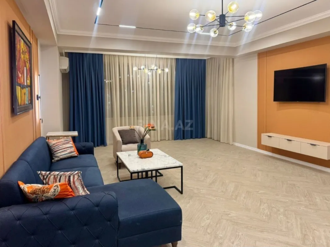 Kirayə verilir 3 otaqlı mənzil 110 m²