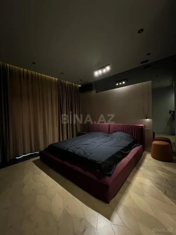 Satılır 3 otaqlı mənzil 148 m²