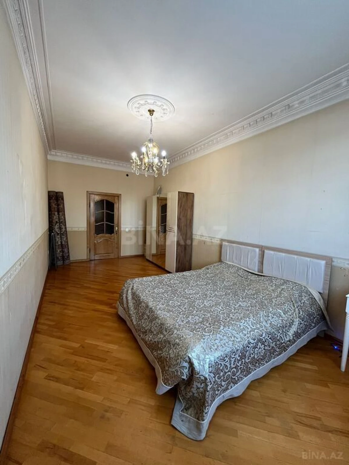 Satılır 3 otaqlı mənzil 96 m²