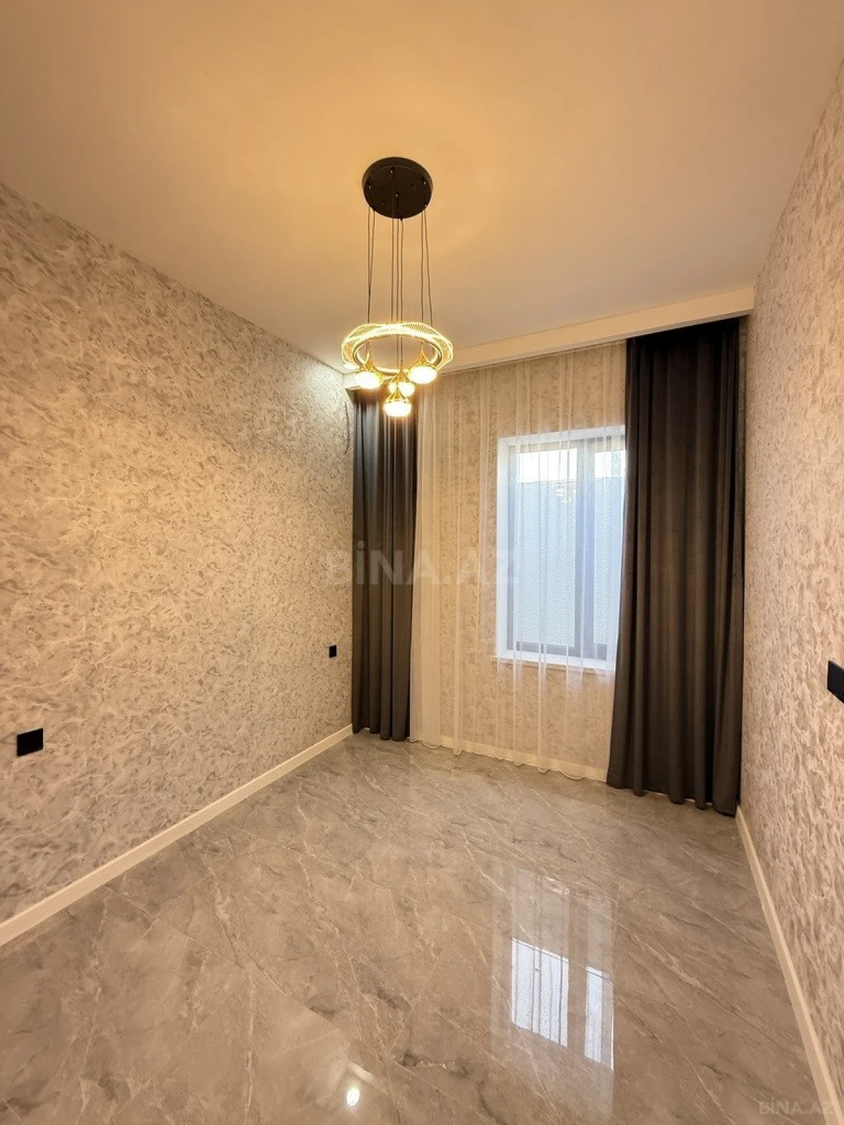 Satılır 4 otaqlı həyət evi 150 m²
